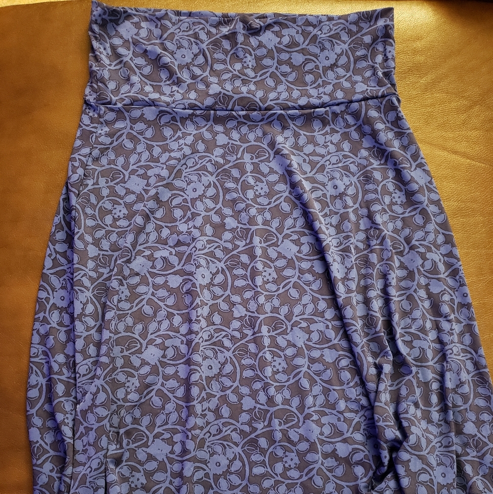 😍Lularoe Azure Skirt NWOT